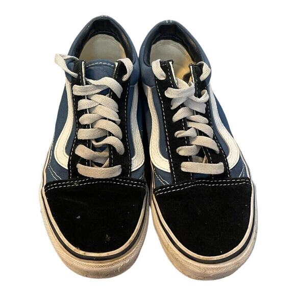 Vans - Picture 3 of 5